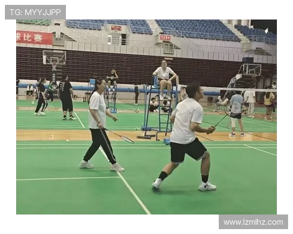 武汉羽毛球队的崛起与发展探秘展现羽毛球运动的无限魅力与力量 武汉羽毛球队的崛起与发展探秘展现羽毛球运动的无限魅力与力量